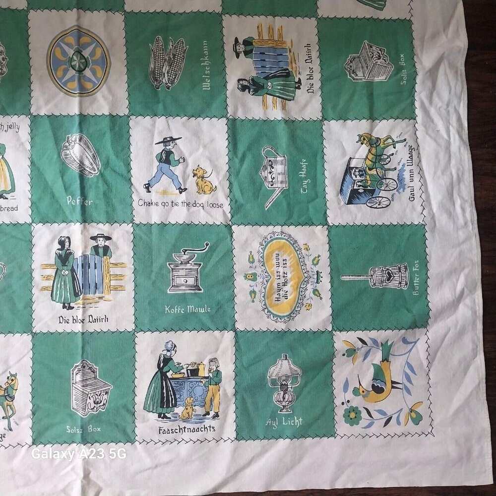 Vintage 1920s Amish Plaid Theme Cotton Cardboard Tablecloth Very Good Condition - Picture 4 of 6